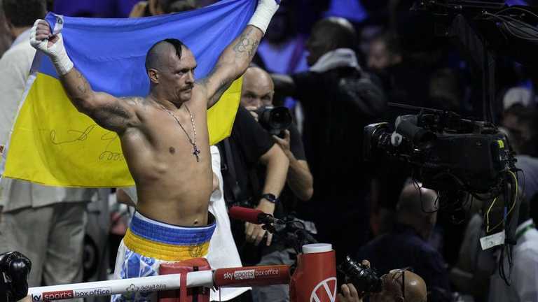 Олександр Усик / Фото з соцмереж Олександр Усик / Фото з соцмереж