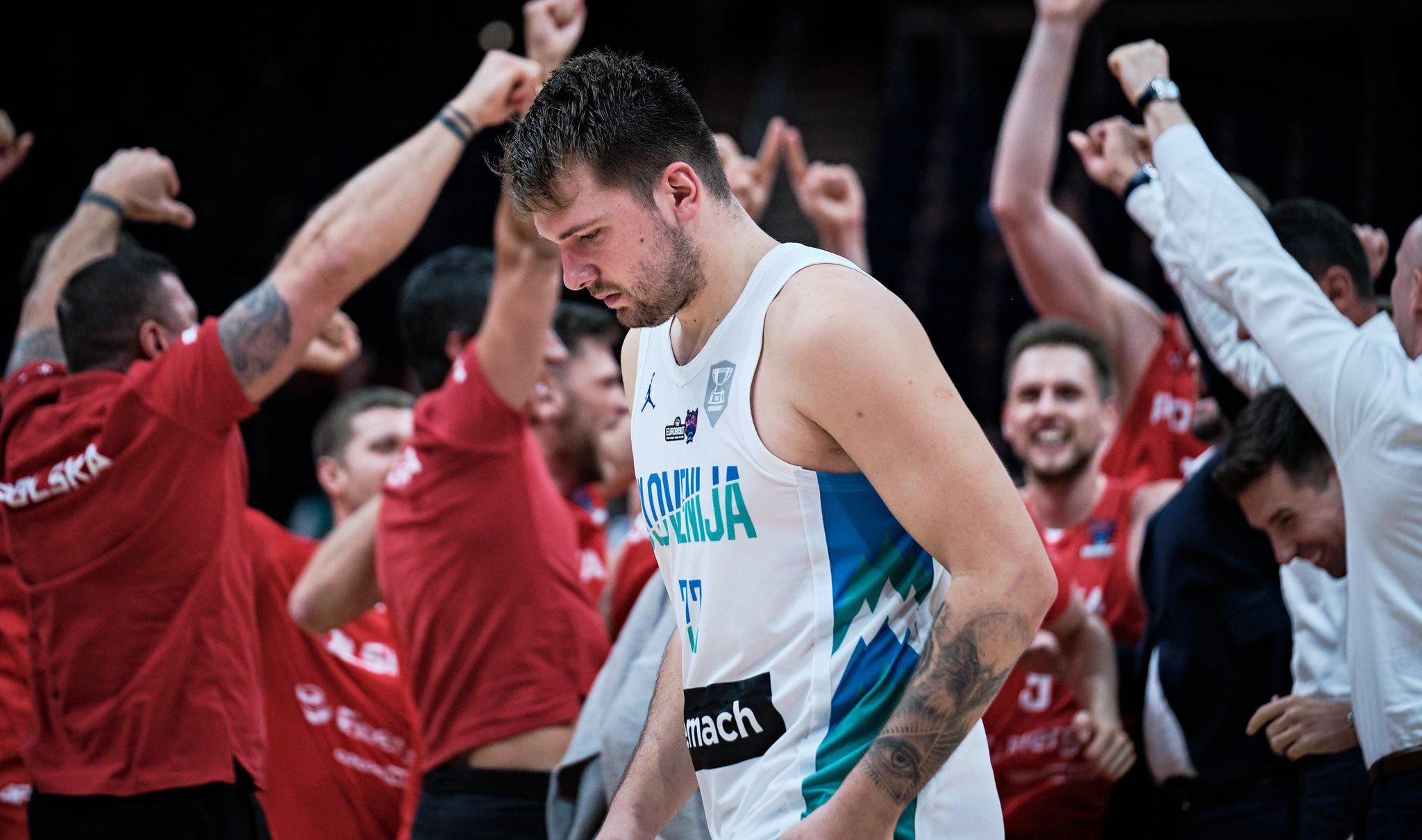 Польща сенсаційно здолала Словенію / фото ФІБА Польща сенсаційно здолала Словенію / фото ФІБА