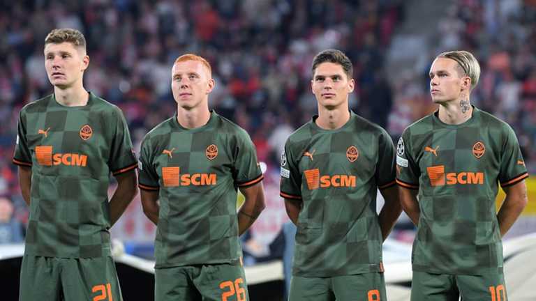 Футболісти Шахтаря / фото ФК Шахтар