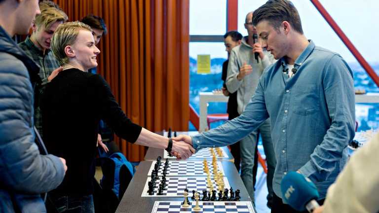 Йоахім Біргер Нільсен (праворуч) / Tor Høvik Йоахім Біргер Нільсен (праворуч) / Tor Høvik