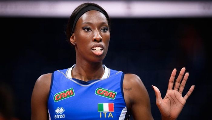 Лідерку збірної Італії з волейболу зацькували через колір шкіри – вона хоче покинути команду