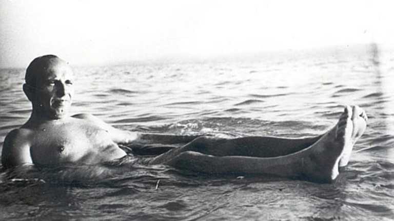 Степан Бандера на відпочинку / Фото з архіву УП Степан Бандера на відпочинку / Фото з архіву УП