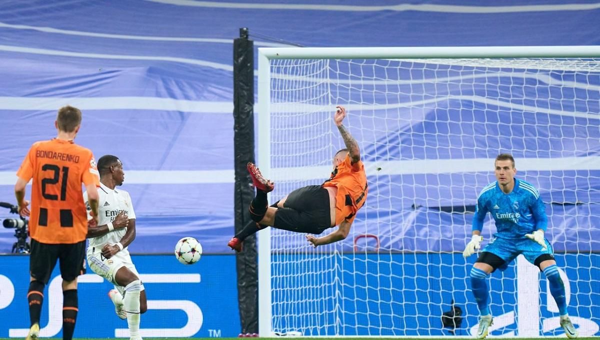 Протистояння Реала та Шахтаря / Twitter "бланкос" Протистояння Реала та Шахтаря / Twitter "бланкос"