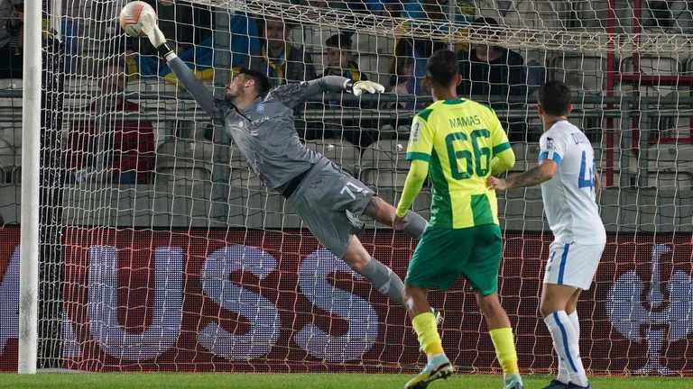 Динамо против АЭКа / фото AFP Динамо против АЭКа / фото AFP