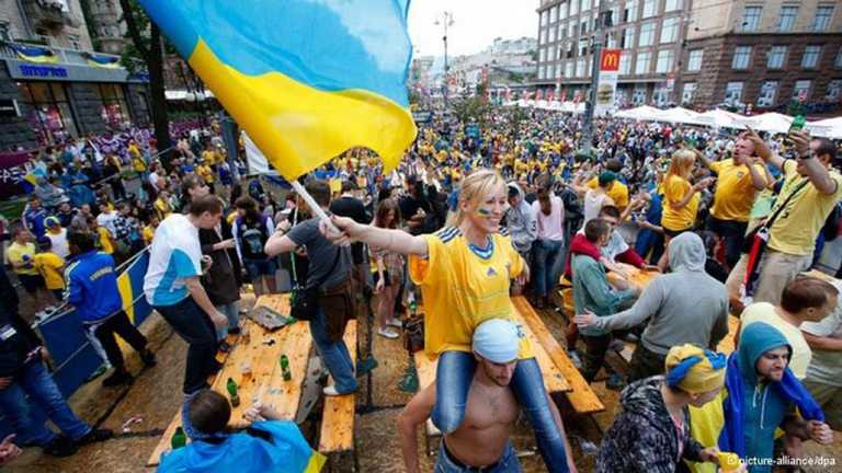 Україна приймає Євро-2012 / Фото DW