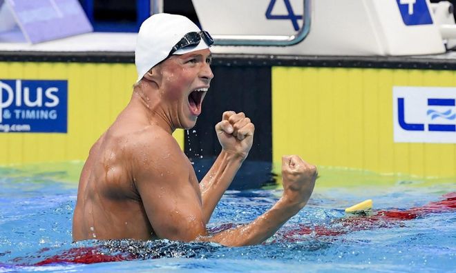 Романчук завоював срібло на Кубку світу з плавання
