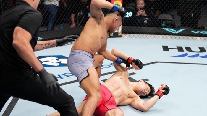 Безумный индонезиец отправил соперника в глубокий нокаут ради контракта с UFC