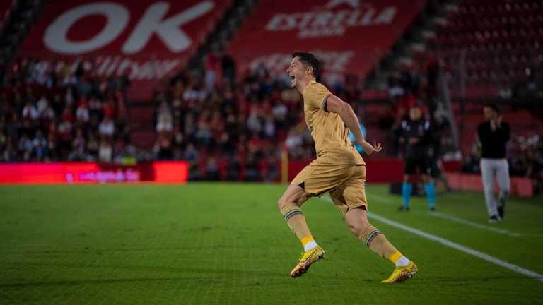 Роберт Левандовски / Сайт Барселоны Роберт Левандовски / Сайт Барселоны