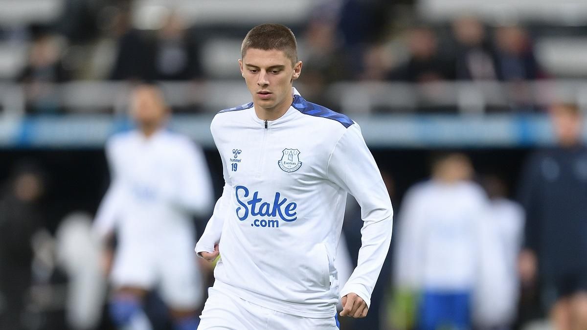 Виталий Миколенко перед матчем с Ньюкаслом / Twitter Эвертона