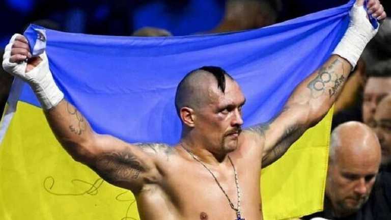 Олександр Усик / фото з соцмереж Олександр Усик / фото з соцмереж