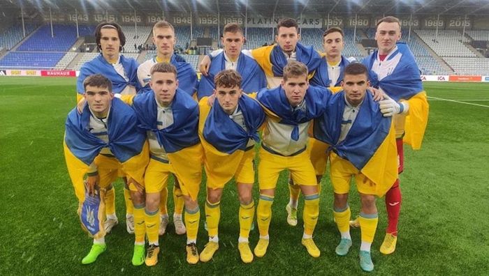 Украина U-19 разгромила Кипр и досрочно вышла в элит-раунд отбора Евро-2023