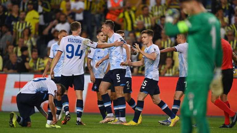 Динамо проти Фенербахче / фото ФК Динамо Динамо проти Фенербахче / фото ФК Динамо