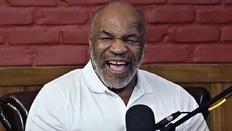 Майк Тайсон / Скриншот из трансляции Майк Тайсон / Скриншот из трансляции