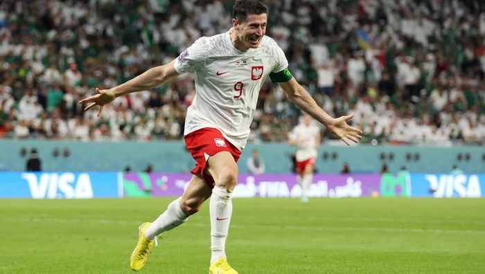 Польша победила Саудовскую Аравию на ЧМ-2022 – Левандовски догнал Пеле и расплакался