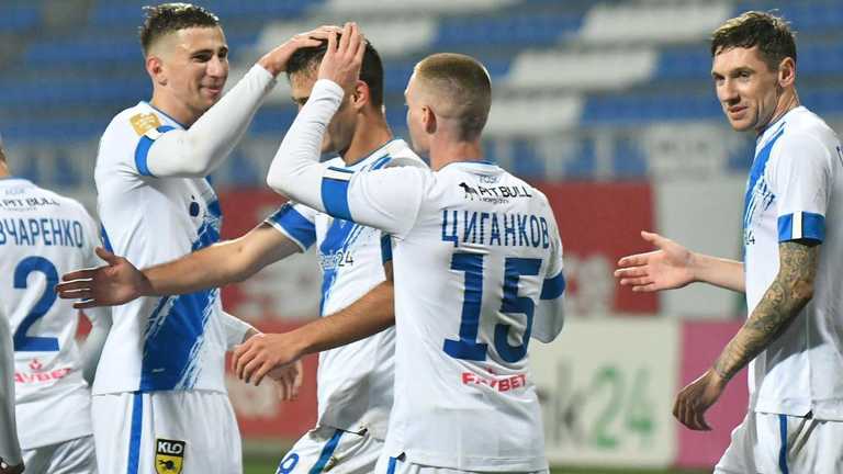 Динамо отпраздновало освобождение Херсона / фото ФК Динамо Динамо отпраздновало освобождение Херсона / фото ФК Динамо