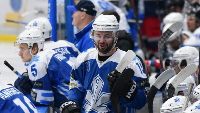 Форвард Сокола стал лучшим ассистентом в истории чемпионатов Украины по хоккею