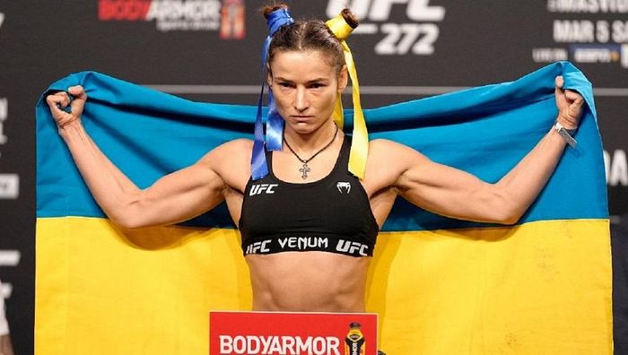 Українка Мороз поступилась бразилійці у видовищній рубці UFC