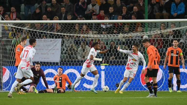 Кунку забивал Шахтеру в ЛЧ Кунку забивал Шахтеру в ЛЧ