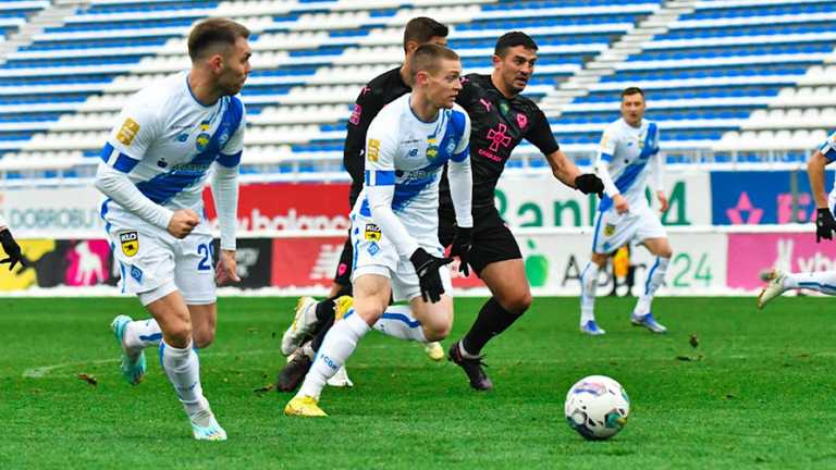 Динамо не зуміло перемогти Металіст 1925 / фото УПЛ Динамо не зуміло перемогти Металіст 1925 / фото УПЛ