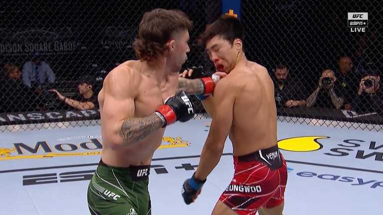 Майкл Тризано – Сун Ву Чой / Скриншот из трансляции Майкл Тризано – Сун Ву Чой / Скриншот из трансляции