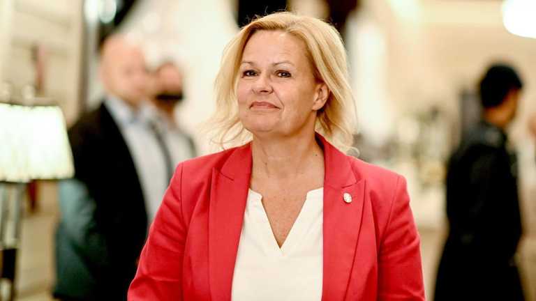 Ненси Фезер / Фото Welt Ненси Фезер / Фото Welt