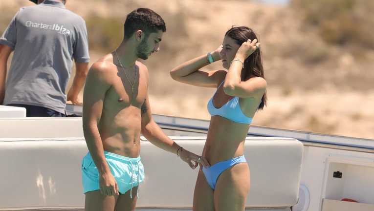 Сира Мартинес (слева) / фото из соцсетей Сира Мартинес (слева) / фото из соцсетей