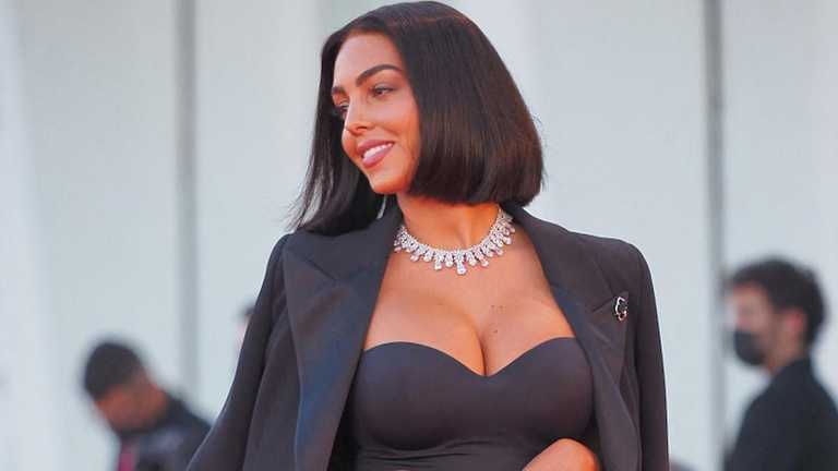 Джорджина Родригес / фото с Instagram Джорджина Родригес / фото с Instagram