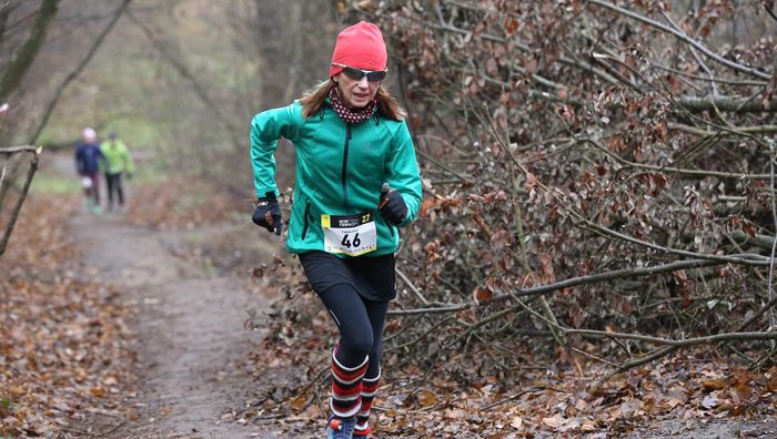 "Можу цілий мішок картоплі сама підняти": 67-річна українка пробігає 260 кілометрів за 48 годин