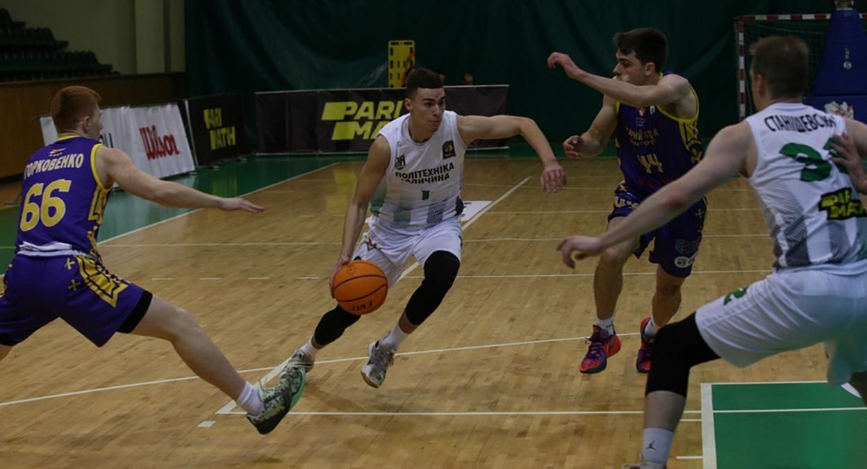 Галичина против Старого Луцка / фото ФБУ Галичина против Старого Луцка / фото ФБУ