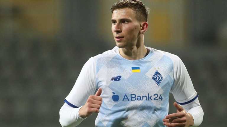 Илья Забарный / ФК Динамо Илья Забарный / ФК Динамо