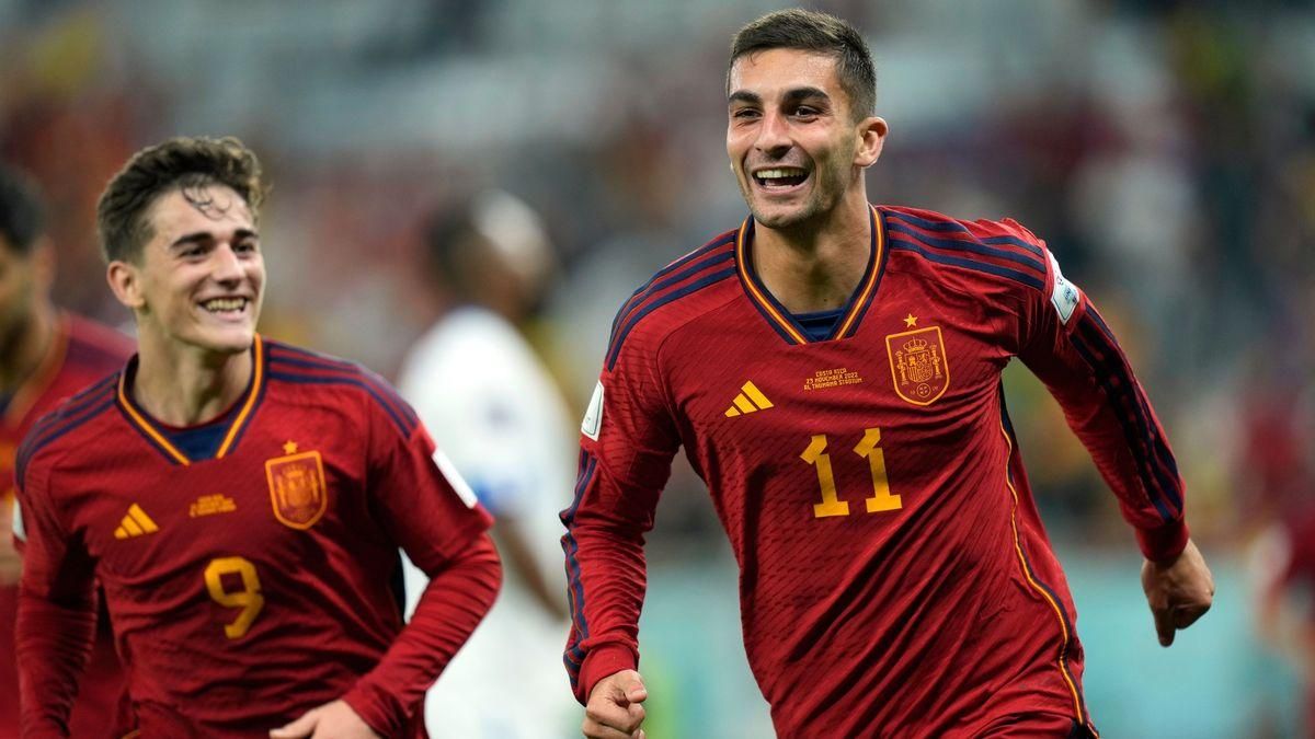 Хаві і Торрес / Фото FI