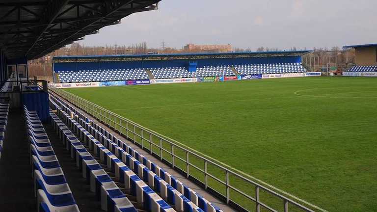 Стадіон Олімпік до вторгнення рашистів / фото з відкритих джерел Стадіон Олімпік до вторгнення рашистів / фото з відкритих джерел