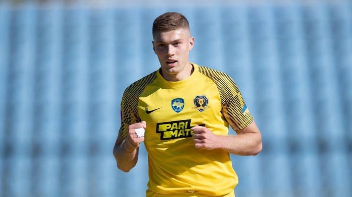 Агент Довбика: Контакты с зарубежными клубами не прекращались