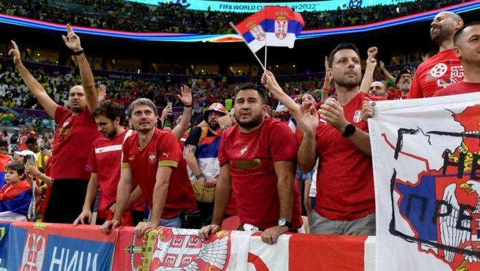 Сборная Сербии рискует получить наказание из-за позорного поведения фанатов и футболистов на ЧМ-2022