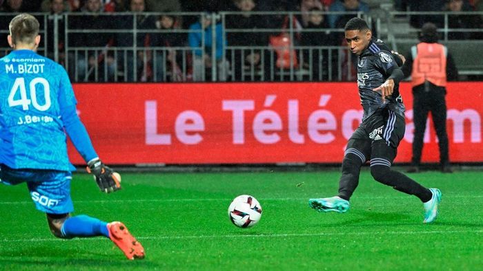 Трансфер Тете: бразилец отреагировал на заинтересованность клубов АПЛ