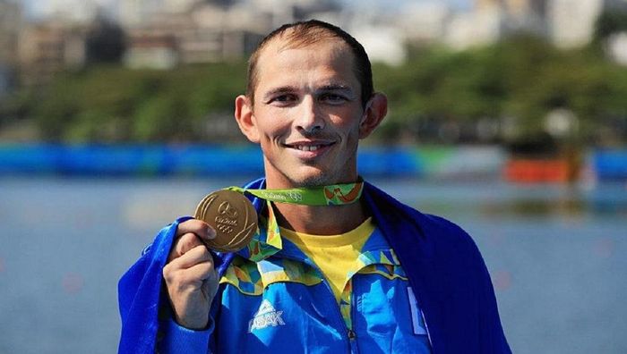 Украинский гребец продал олимпийские медали ради ВСУ