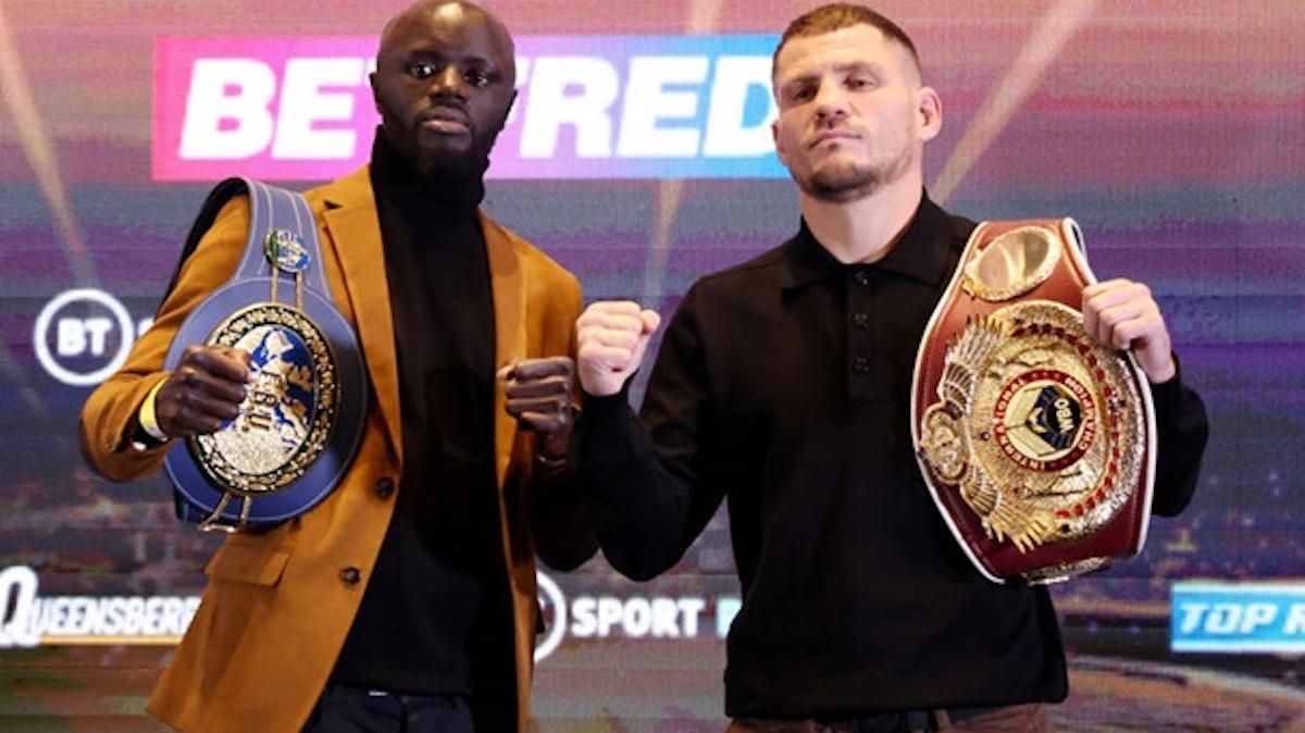 Менді та Берінчик на битві поглядів / фото K2 Promotions Менді та Берінчик на битві поглядів / фото K2 Promotions