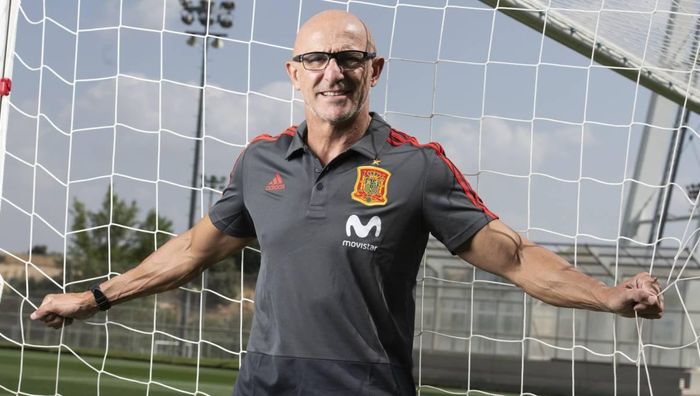Новопризначений тренер збірної Іспанії з футболу пролив світло на майбутнє Рамоса в команді