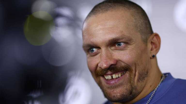 Олександр Усик / фото з соцмереж Олександр Усик / фото з соцмереж