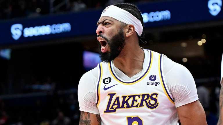 Ентоні Девіс / Фото з Twitter NBA Arabic Ентоні Девіс / Фото з Twitter NBA Arabic