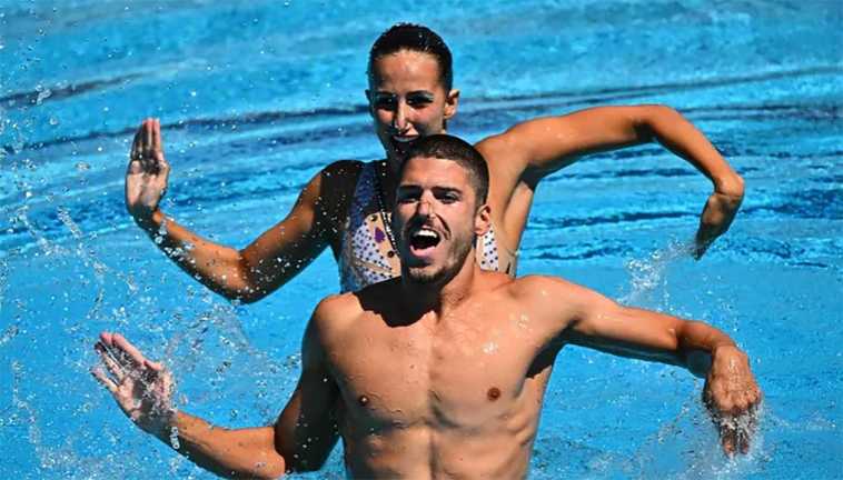 Мужчины будут соревноваться в артистическом плавании на ОИ-2024 / фото ФИНА