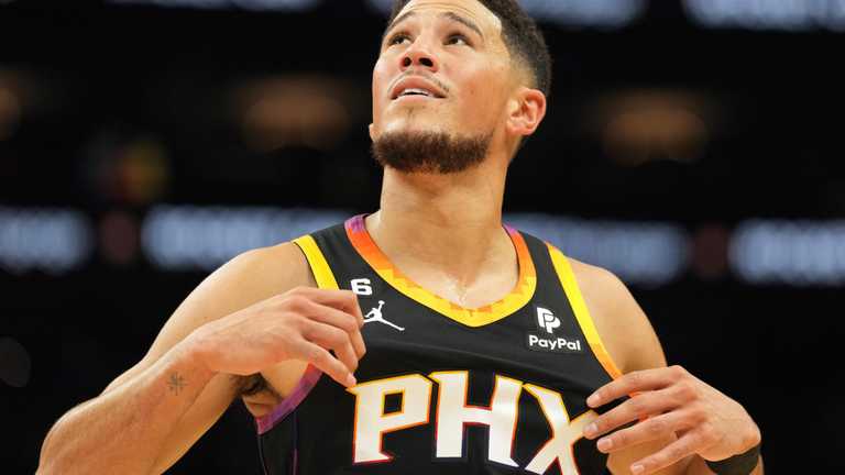 Девин Букер / фото NBA Девин Букер / фото NBA