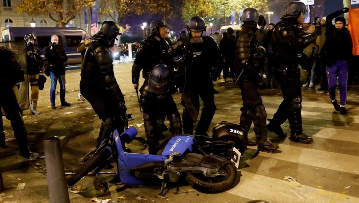 Марокканці "пустилися берега" у Франції / фото Reuters