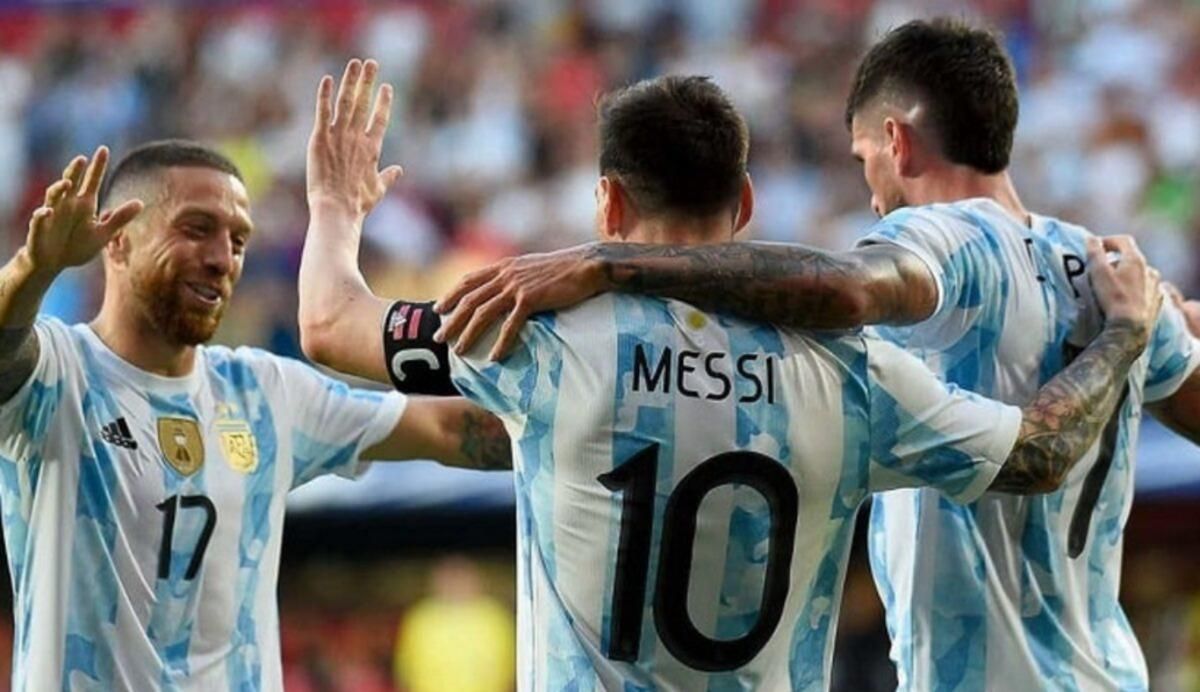 Папу Гомес (ліворуч) / фото з відкритих джерел