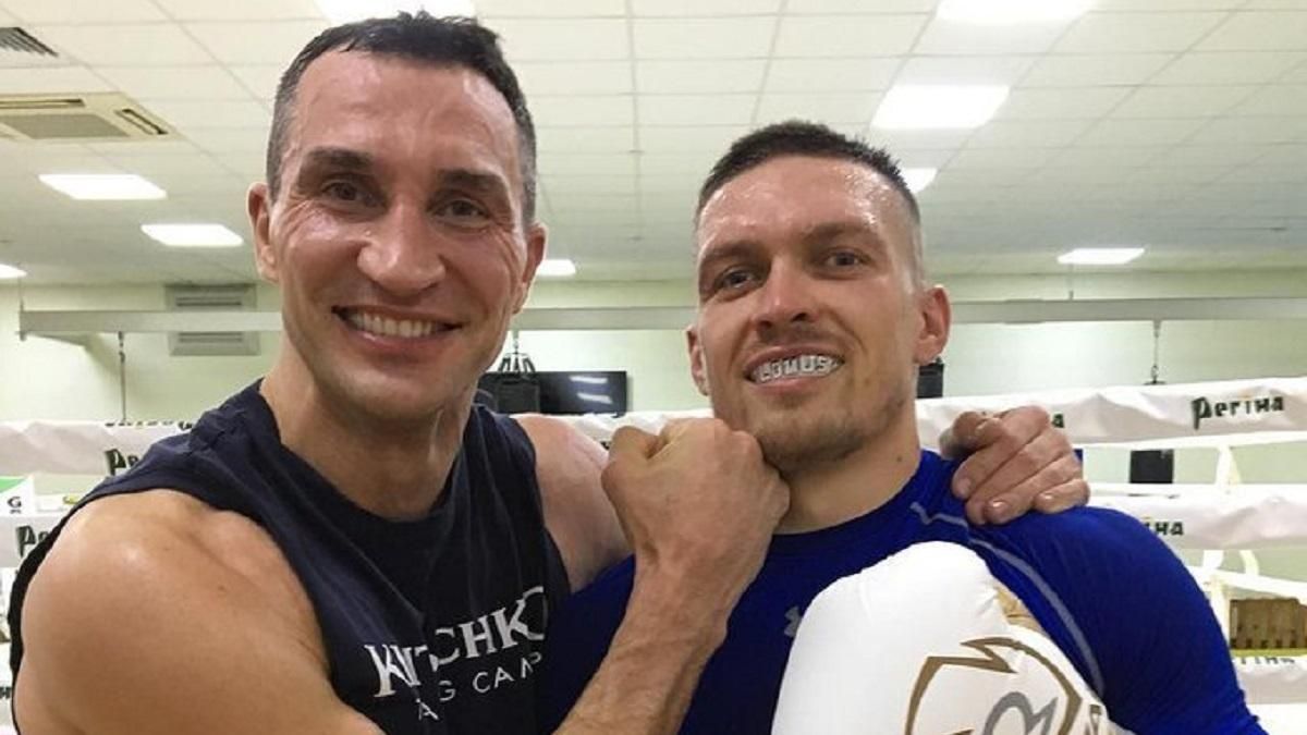 Олександр Усик та Володимир Кличко / Фото з соцмереж