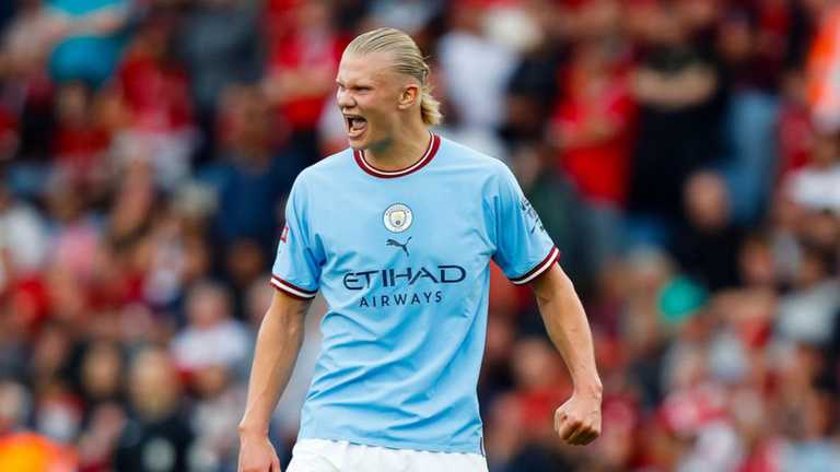 Холанд забил очередной гол за Манчестер Сити / AFP Холанд забил очередной гол за Манчестер Сити / AFP