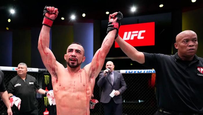 "Потерял 20% крови": мексиканский боец UFC получил ужасную травму в октагоне