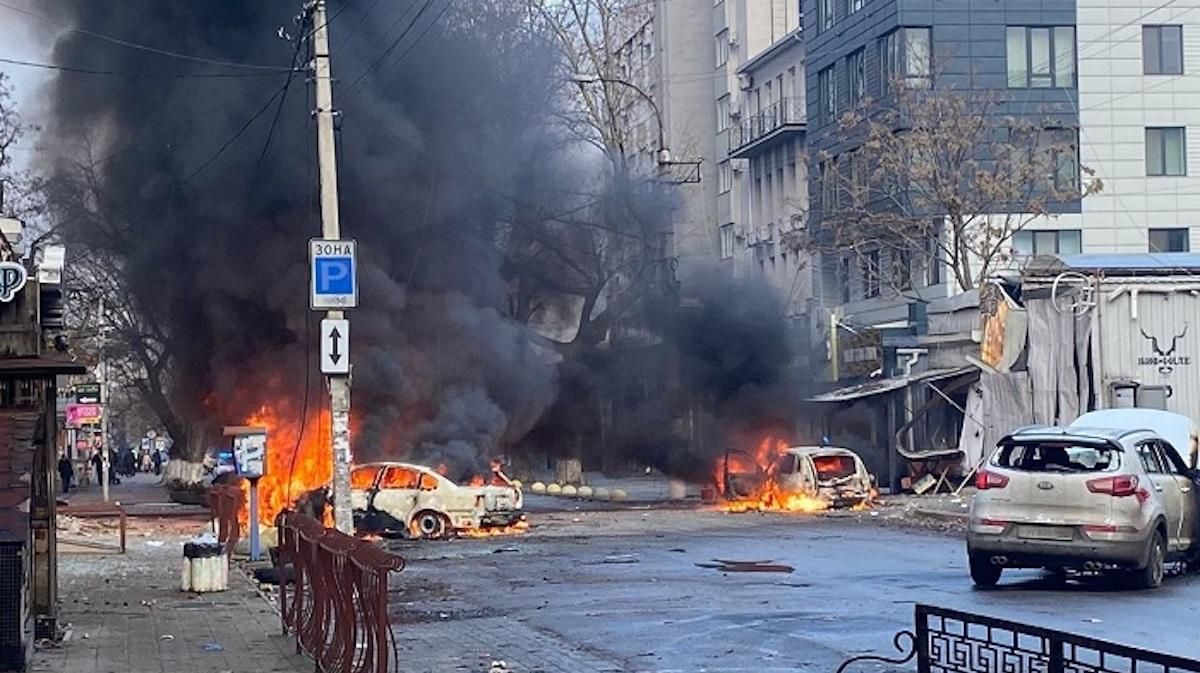 Оккупанты обстреляли центр Херсона / фото из открытых источников