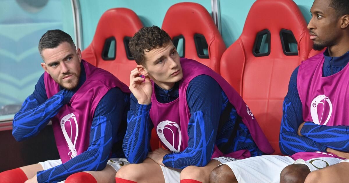 Бенжамен Павар (по центру) / фото из открытых источников