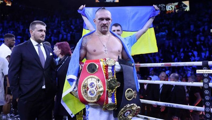 "Є дуже великі шанси, що титул IBF Усика стане вакантним", – промоутер